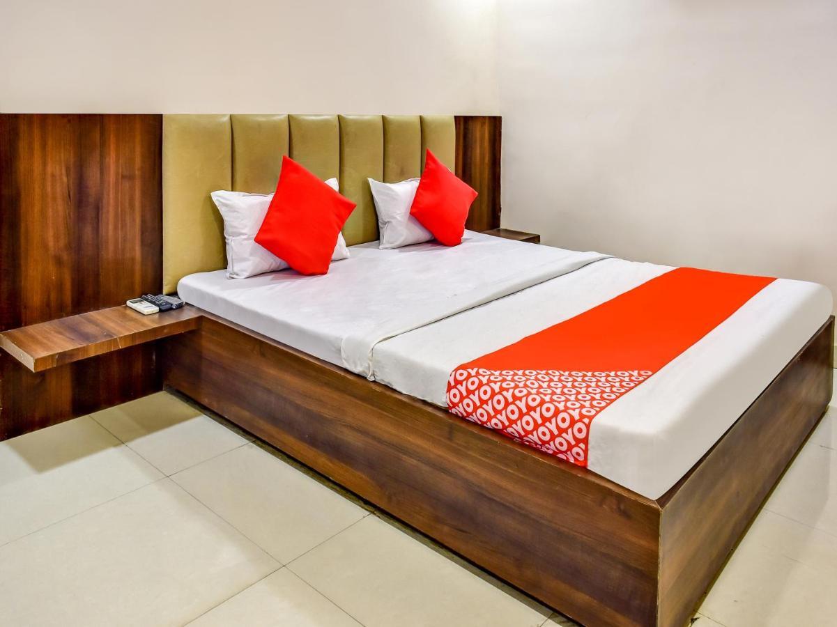 Oyo 78471 Hotel Platinum Bilāspur Buitenkant foto