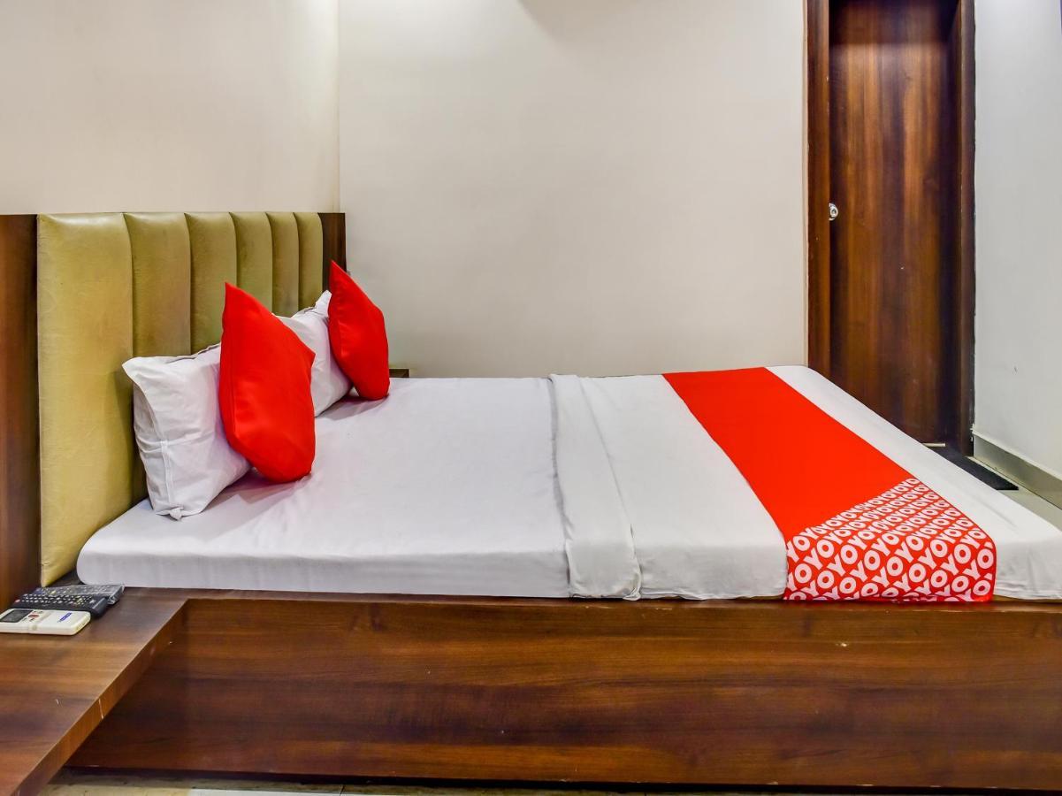Oyo 78471 Hotel Platinum Bilāspur Buitenkant foto